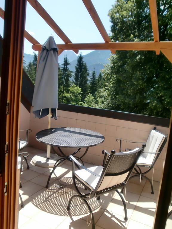 Garten- & Loggia-Appartement Herrenhaus Dellach im Drautal Bilik gambar