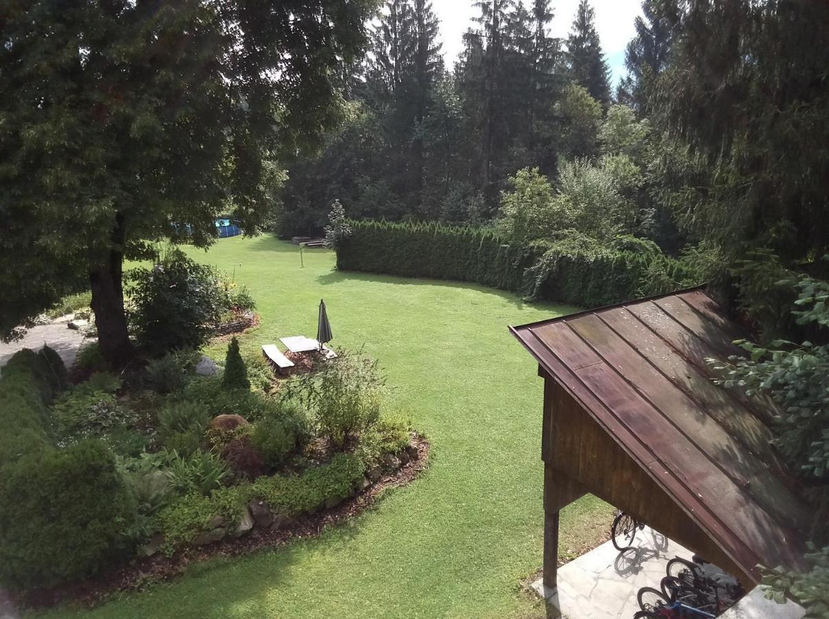 Garten- & Loggia-Appartement Herrenhaus Dellach im Drautal Luaran gambar